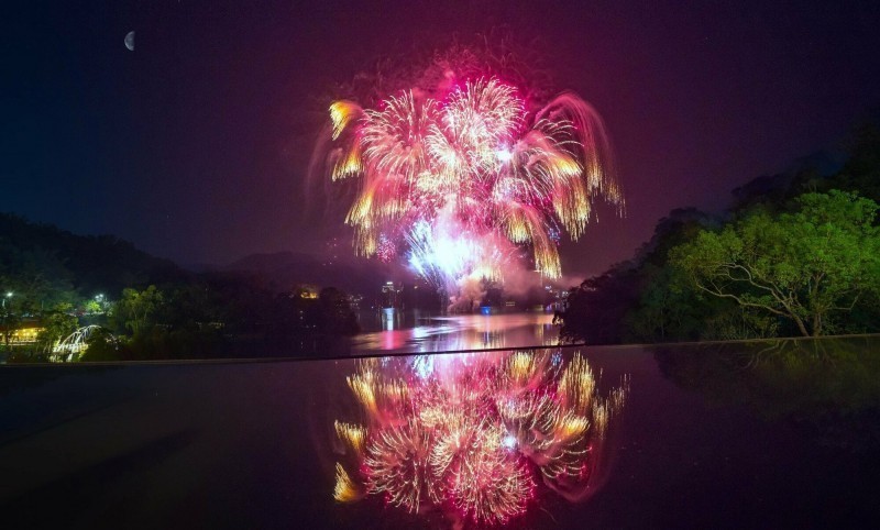 日月潭精彩一夜！ 交響樂伴300秒煙火秀 3 2024