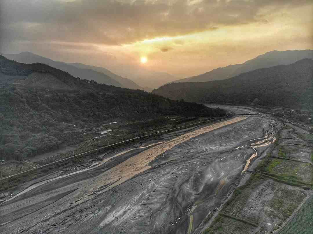 雙龍吊橋｜探訪全台最高彩虹吊橋，購票優惠、交通接駁、周邊景點【雙龍瀑布七彩吊橋全攻略】 11 2024