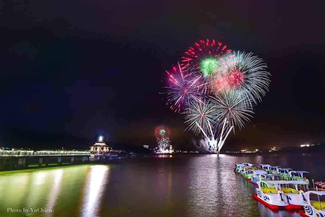 日月潭花火嘉年華 2020日月潭煙火 水社碼頭