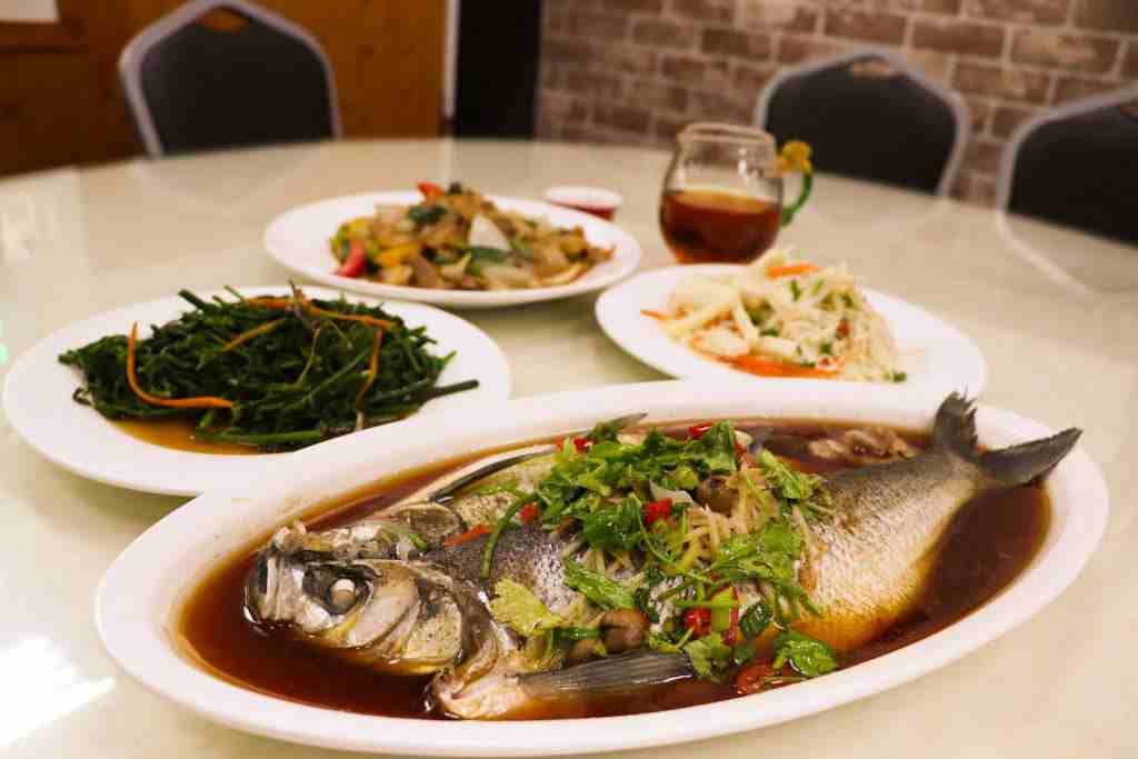 日月潭二日遊 日月潭餐廳【潭鮮美食料理】 連蔣介石都愛的總統魚|必吃邵族料理 2025 日月潭餐廳【潭鮮美食料理】 連蔣介石都愛的總統魚|必吃邵族料理 9 2025