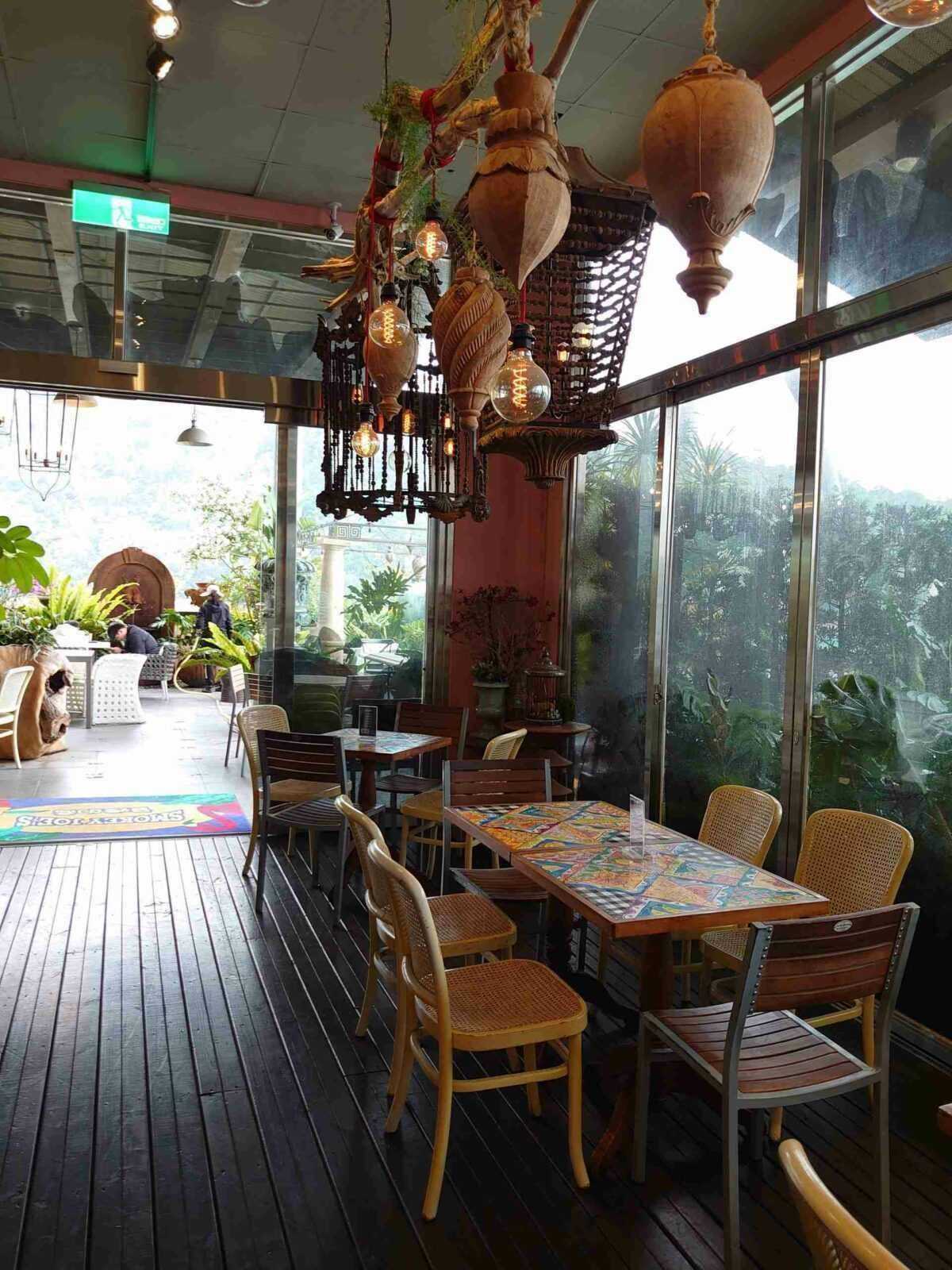 冒煙的喬室內 冒煙的喬室內