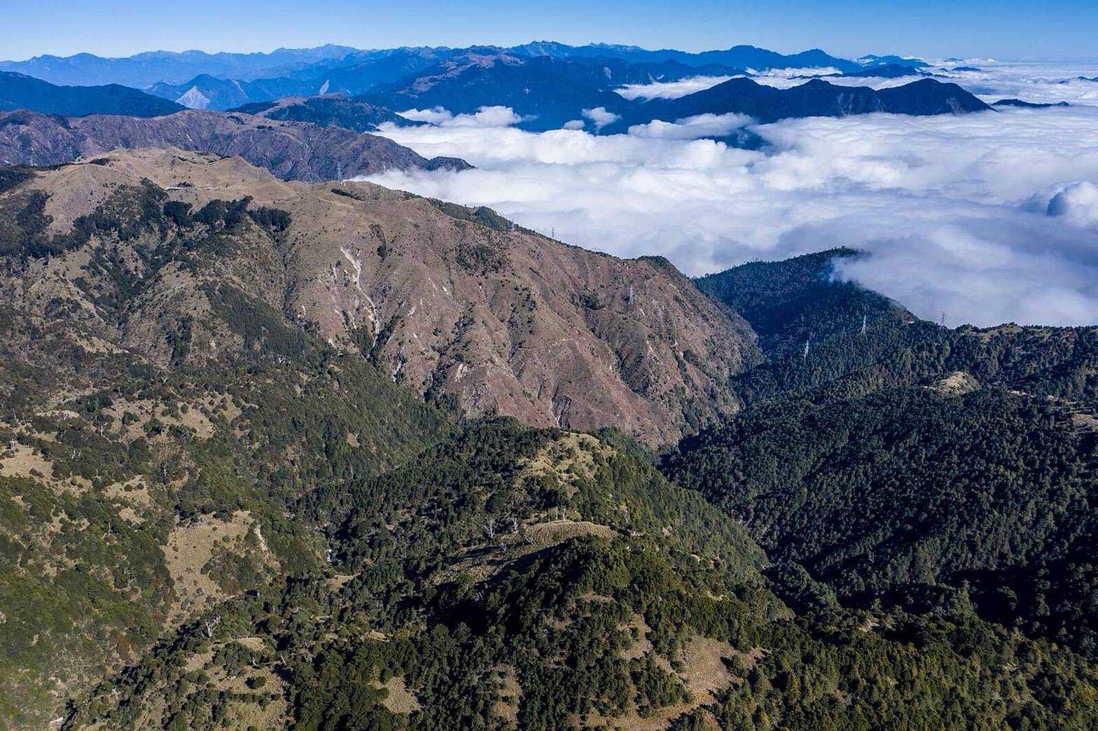 南投信義鄉 台灣登山界四大天王之一《六順山》