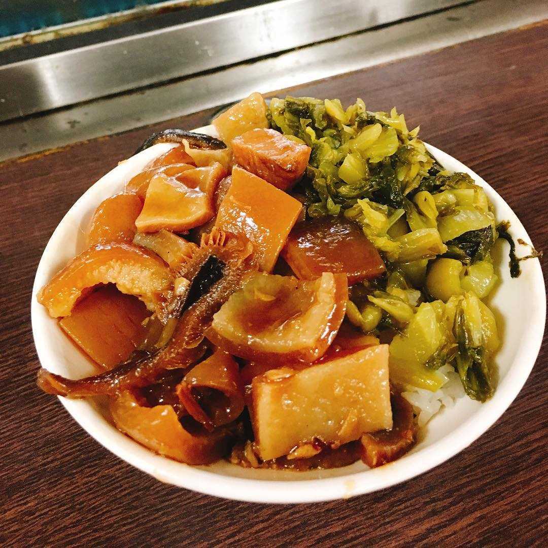 松鶴小吃店 松鶴小吃店