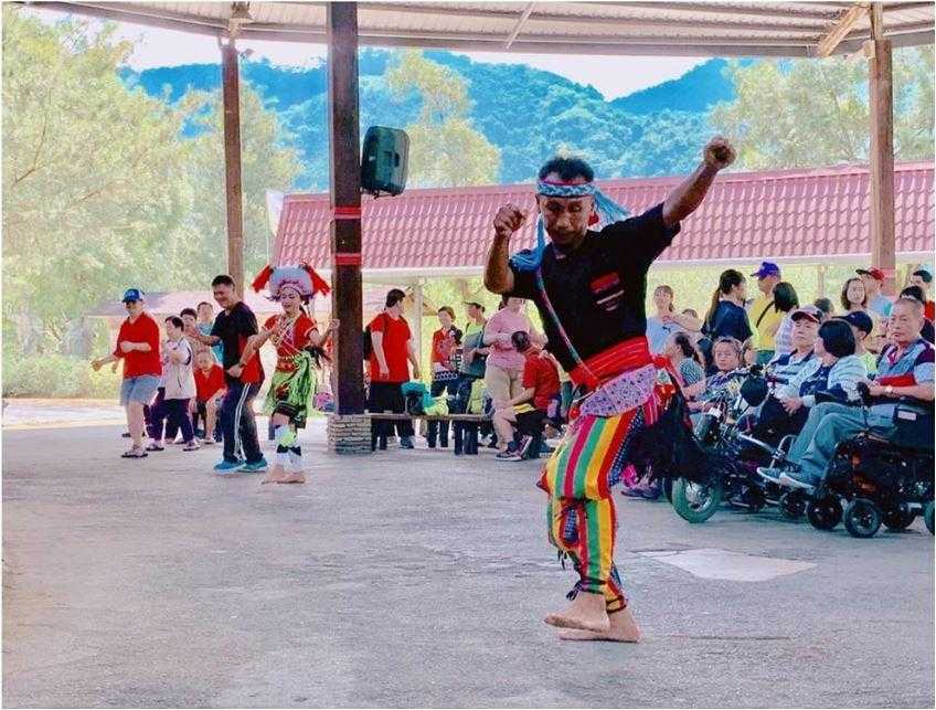 泰雅渡假村 ｜原住民舞蹈 表演活動 表演節目 遊樂設施 設施介紹 玩什麼 好玩嗎 