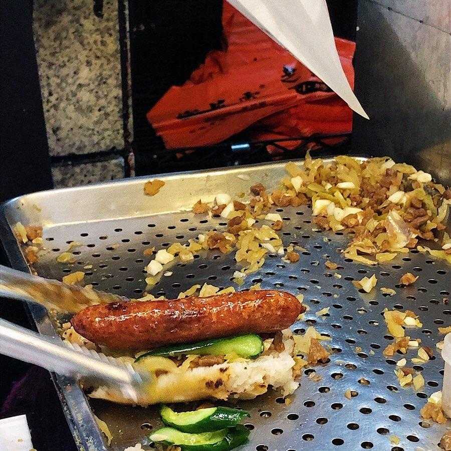 逢甲夜市美食 |#9 官芝霖大腸包小腸 逢甲夜市美食 |#9 官芝霖大腸包小腸