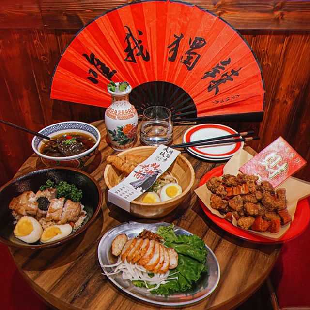 - 士林夜市美食 【2022士林夜市美食】學生族推薦必吃TOP20!平價美食餐廳、人氣消夜跟著吃準沒錯 2022 士林夜市, 小吃, 店家, 必吃, 推薦, 美食,士林夜市美食