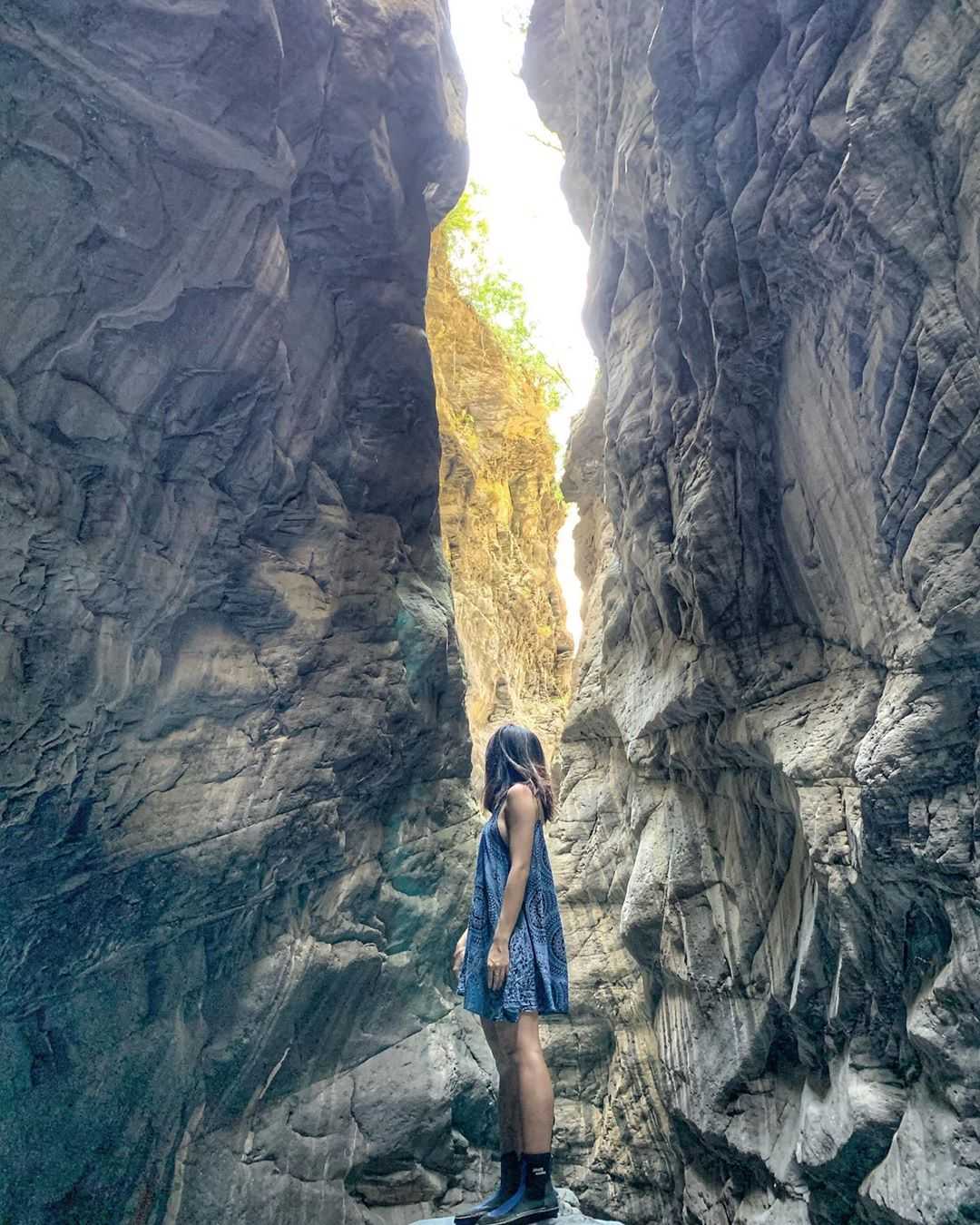 圖片來源:IG @balabala931005 高雄景點推薦 | 多納一線天