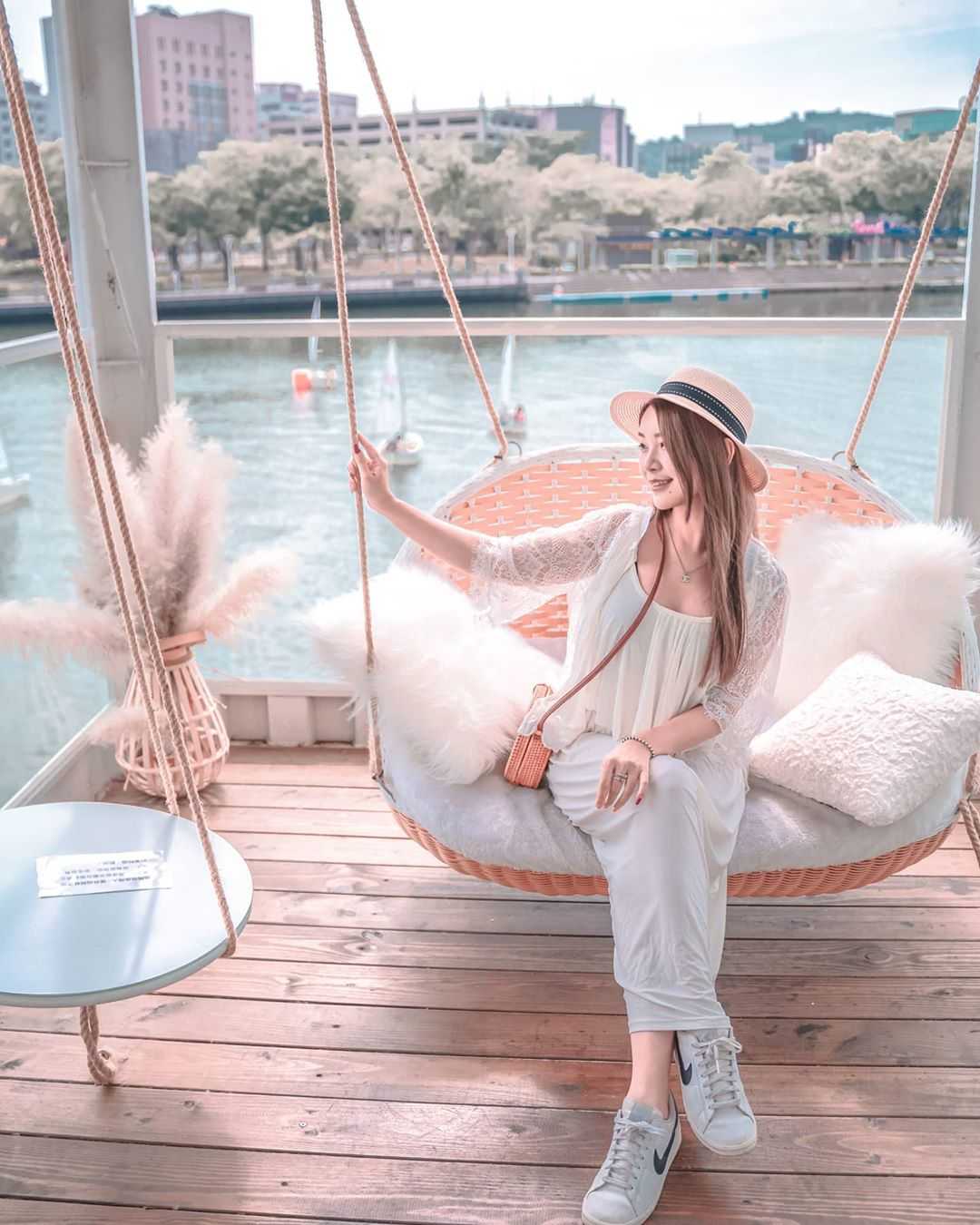 圖片來源:IG @hannahbabyya 高雄景點推薦 |高雄港都十大最夯IG打卡景點,市區、碼頭、秘境熱門美照拍不完