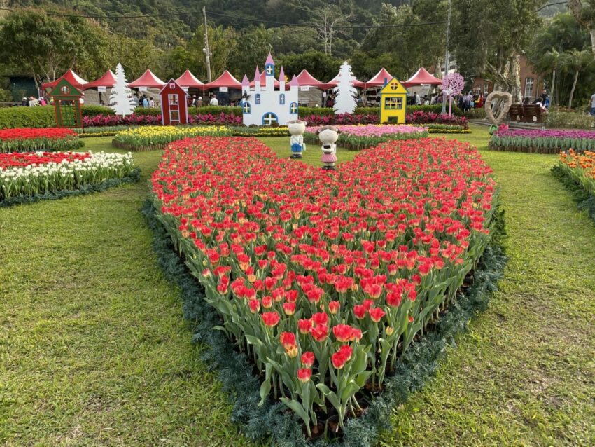 士林官邸 | 走春去!鬱金香展賞花海,人氣IG打卡咖啡廳吃美食【門票、美食、交通攻略】 2 鬱金香 1 士林官邸 士林官邸 | 走春去!鬱金香展賞花海,人氣IG打卡咖啡廳吃美食【門票、美食、交通攻略】 2021
