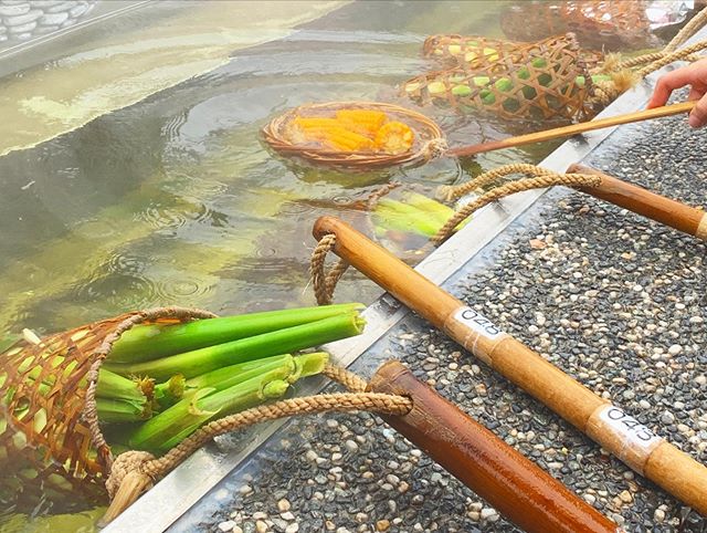宜蘭清水地熱｜溫泉煮食｜竹簍是需要跟園區租借的哦，消費滿60元可免費借用一個，滿120元則可免費借用兩個，以此類推。