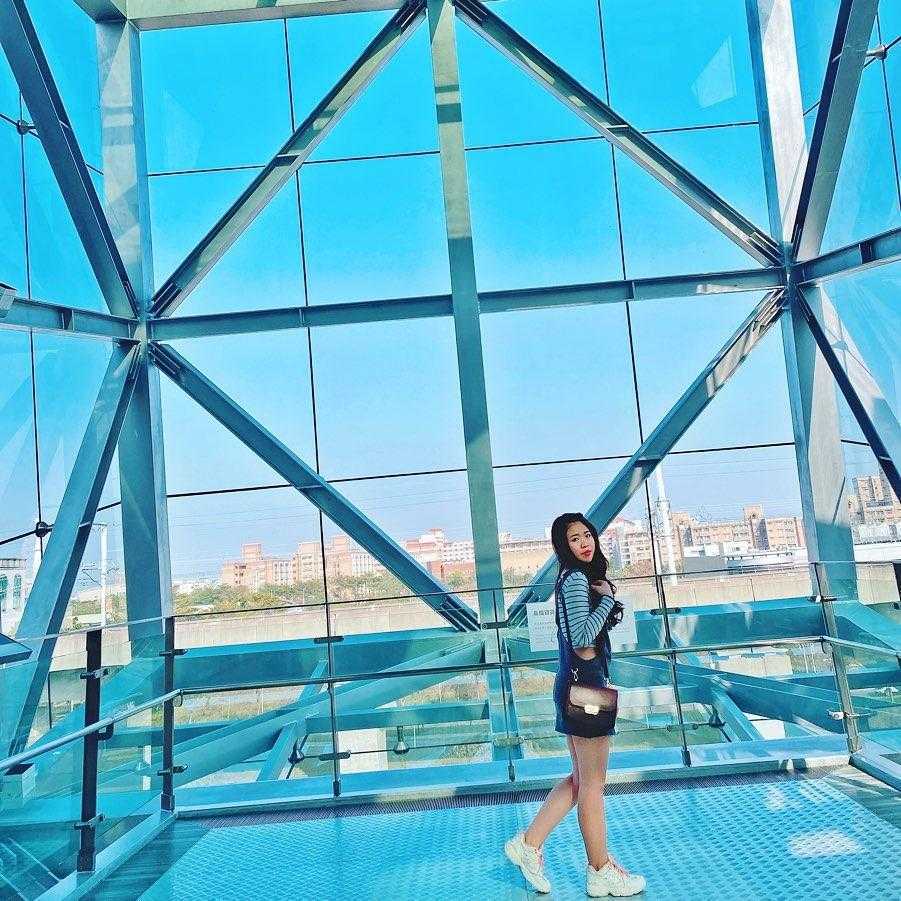 圖片來源:IG @huien_12 南科考古館 玻璃帷幕