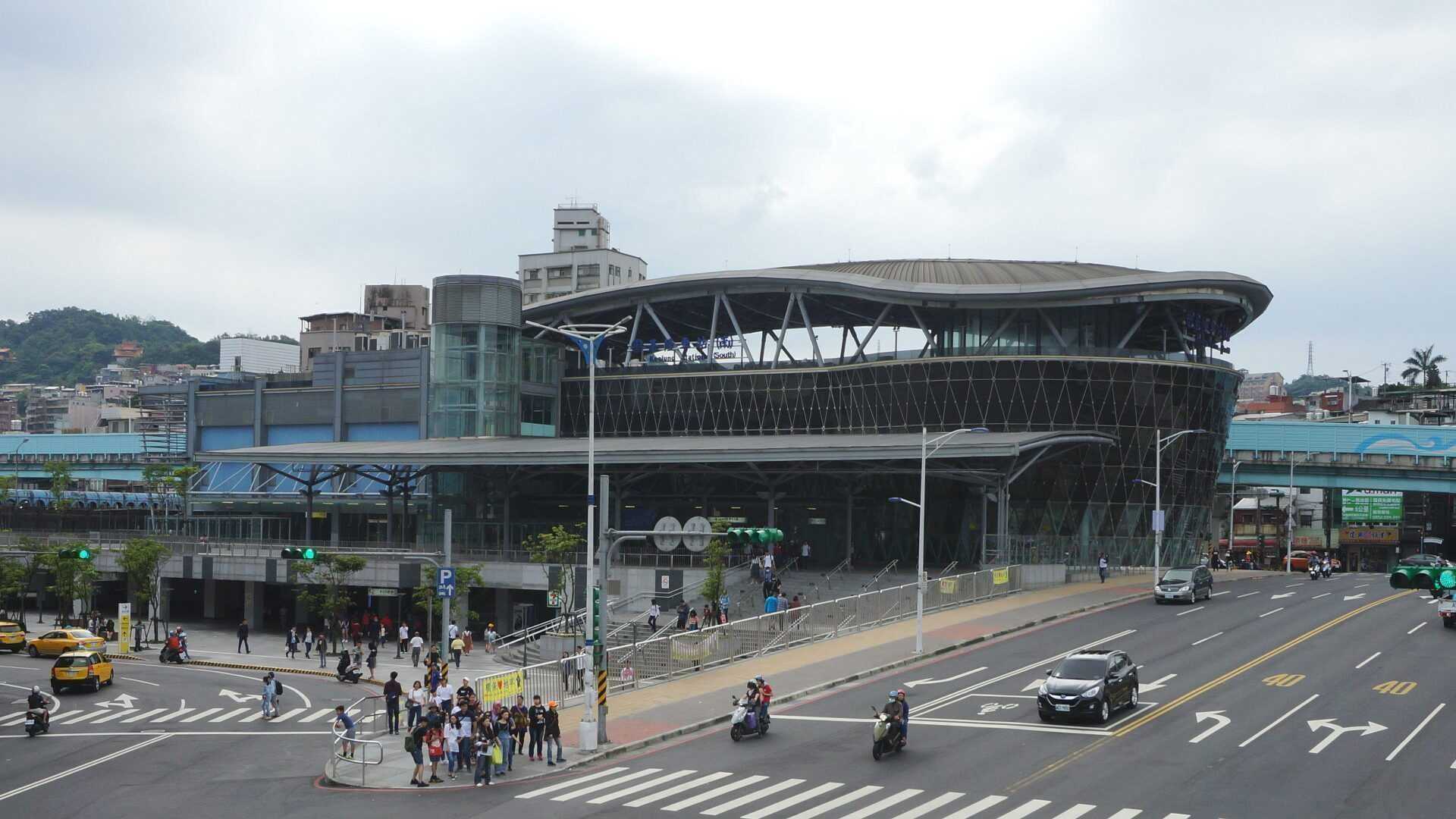 台鐵到基隆海科館