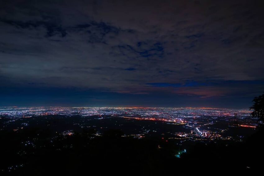 嘉義景點 嘉義夜景推薦|嘉義10大夜景懶人包,百萬夜景、滿天星斗、情侶約會最佳景點 嘉義景點 2023 望風亭