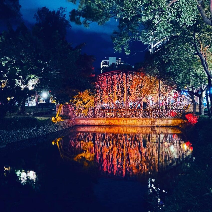 ▲新竹護城河-白晝之葉(來源/IG @wen_fu_yu) 2021台灣燈會在新竹【最新消息/燈會時間/交通管制/主燈秀時間】結合新竹舊城區打造「城市型燈會」