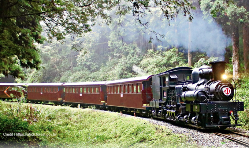 阿里山小火車 阿里山小火車