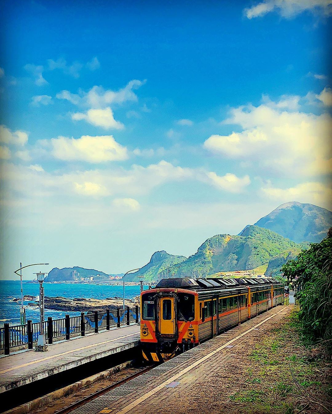 八斗子車站 深澳線火車站 深澳線票價 深澳線票價 深澳線時刻表 北海岸景點