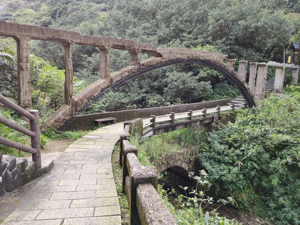 金瓜石三層橋山尖步道