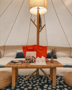豪華露營,懶人露營,Glamping,露營車,帳篷,神殿帳,奢華露營,宜蘭,新竹,南投,台中,花蓮,台東,露營,露營區,那一村,天ㄟ露營車,東風綠活,飛鳥恰恰,威尼斯溫泉露營地,野漾莊園,勤美學,山那村,橘舍三食,踏浪星辰露營Camp,柚香露露,呼拉莊園,苗栗,向海那漾,波希米亞露營區,山思雲想,樸爾瀾露營農莊,海崖