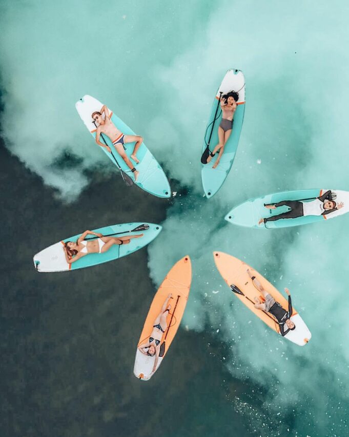 宜蘭龜山島 | 龜山島週遭的海域，因為海底溫泉湧出，而形成與深藍海水截然不同的蒂芬尼藍，而被遊客暱稱為牛奶海，