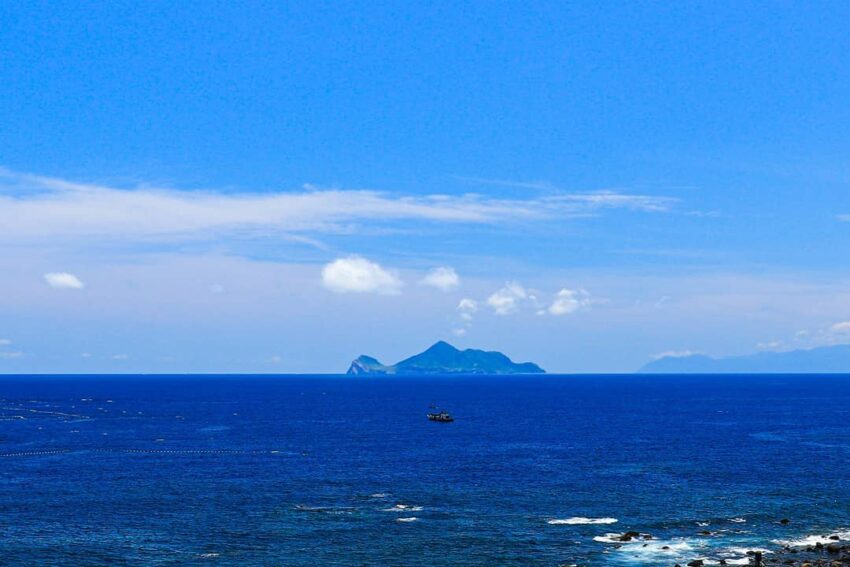 宜蘭龜山島 | 有機會到龜山島一遊的話，記得找找龜山八景在哪裡吧，若能收集完全就太厲害了。