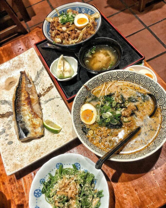 2023跨年 2022礁溪美食推薦|必吃15間在地人氣美食【礁溪早餐、礁溪小吃、美食餐廳、礁溪夜市、礁溪宵夜】 2023跨年 2022 礁溪美食、宜蘭礁溪美食、礁溪必吃