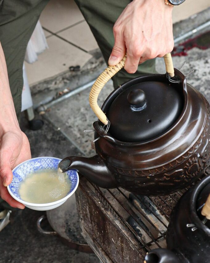 草屯美食米香哥蝦仁飯