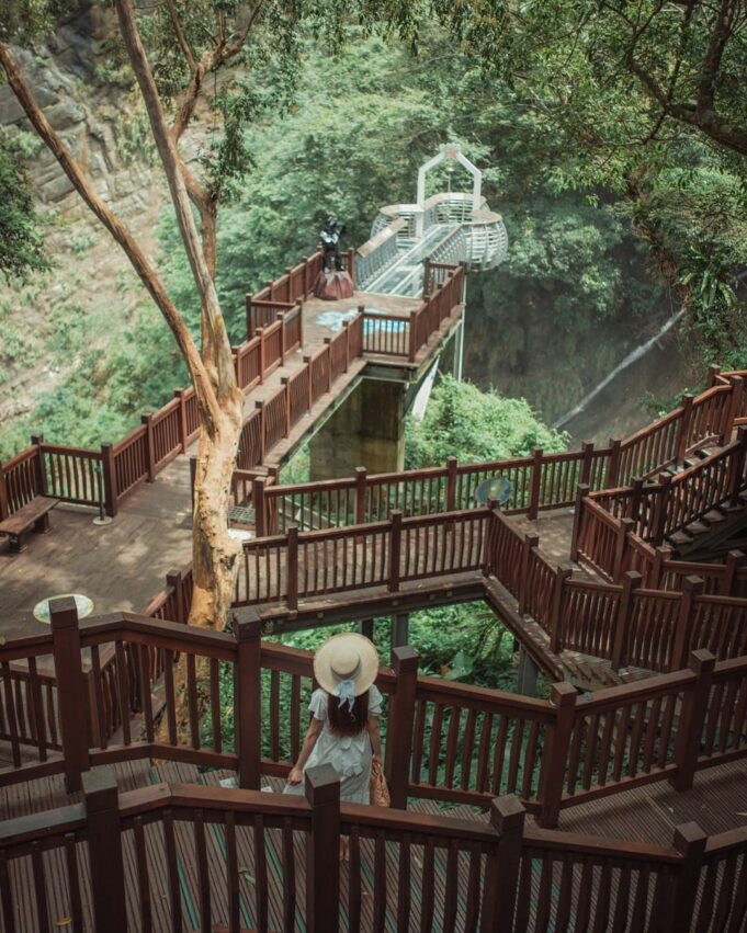 青蛙石天空步道 新竹唯一玻璃景觀平台，新竹尖石【青蛙石天空步道】停車門票優惠 1 2024