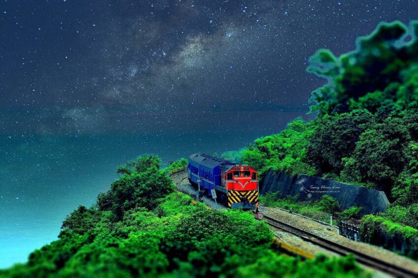 藍皮解憂號-台鐵觀光列車-火車 藍皮解憂號-台鐵觀光列車-火車