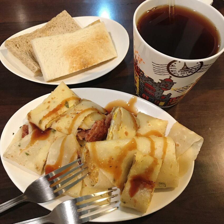 板橋早午餐｜捷運新埔站美食_小廚房健康早餐_位在來往人口眾多板橋體育場周邊的「小廚房健康早餐」，強調「高纖營養」的餐點