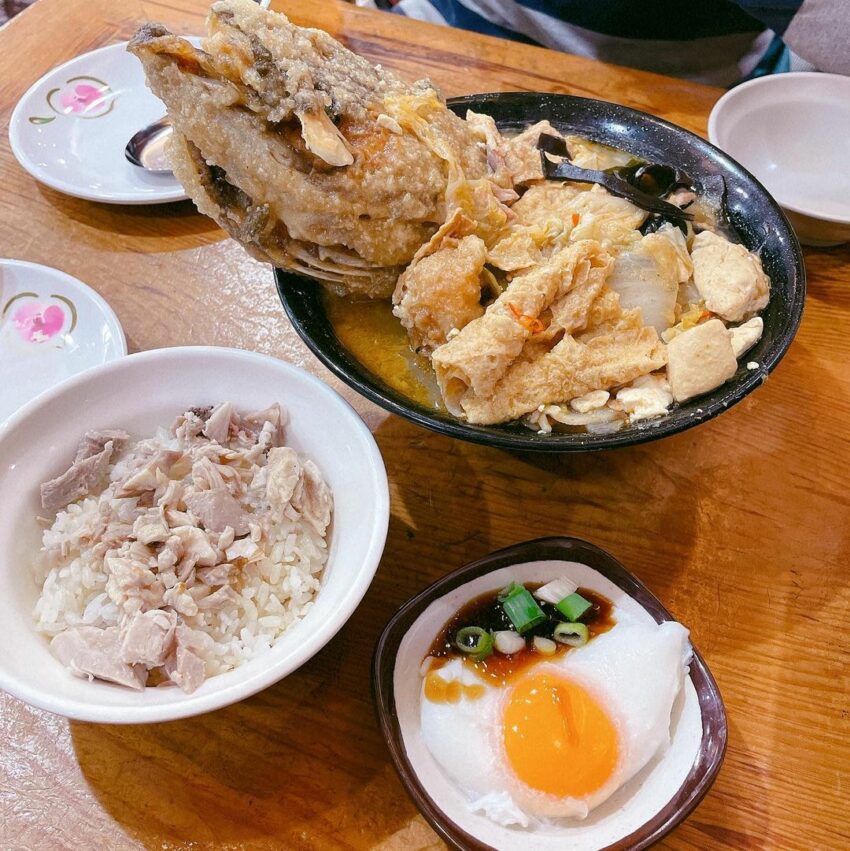 嘉義雞肉飯推薦 #3 林聰明砂鍋魚頭 嘉義雞肉飯推薦 #3 林聰明砂鍋魚頭