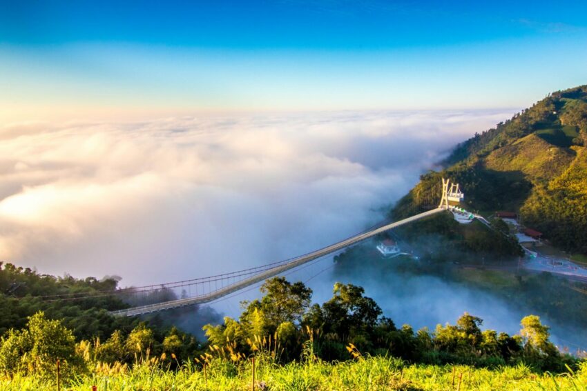 嘉義太平雲梯 阿里山景點｜漫步在嘉義太平雲梯雲霧中，全台海拔最高景觀吊橋，品嚐太平老街美食 1 2024