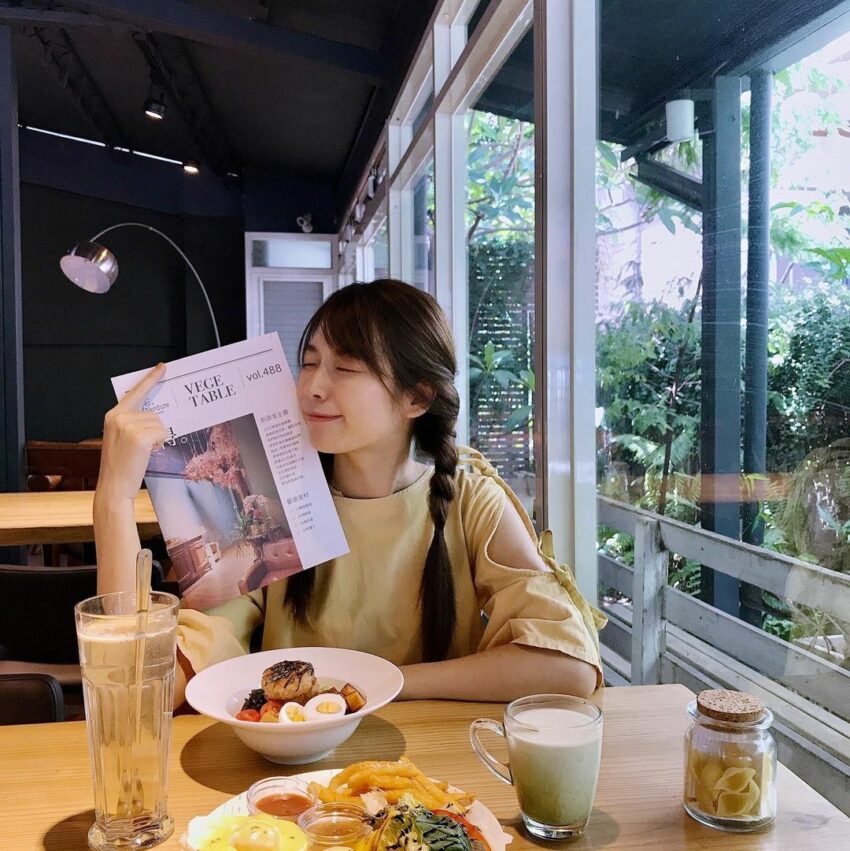 - 台中素食 台中素食餐廳,推薦10間質感蔬食餐廳!素食拉麵、義法料理、中式創意、燒烤、甜點顛覆蔬食想像! 2022 台中素食斐得蔬食咖啡吧