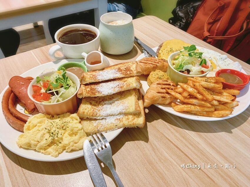 新莊美食,丸福早午餐的菜單從西式的漢堡、三明治,到亞洲式的豬排飯都有。 新莊美食, 新莊早餐, 新莊早午餐, 新北美食, 新北早餐,新北早午餐,丸福早午餐,漢堡、三明治,到亞洲式的豬排飯都有。