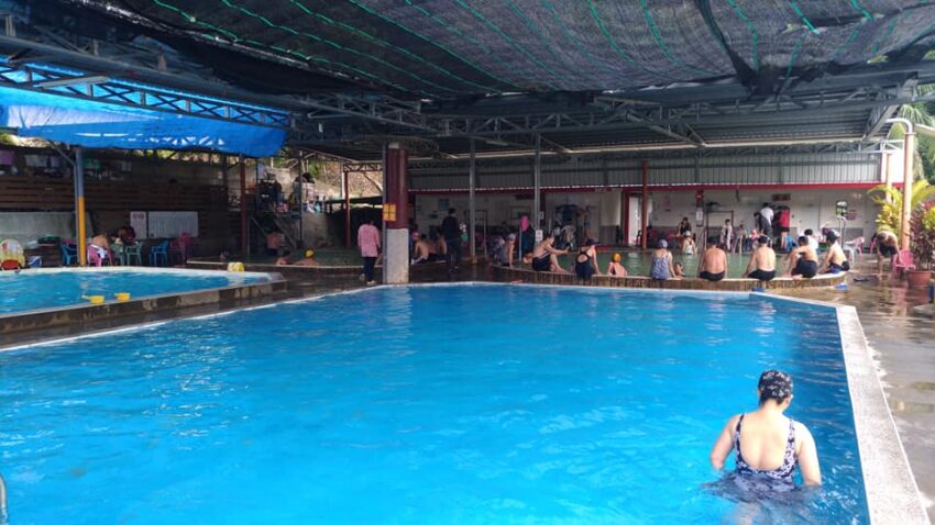 金崙溫泉｜遠山功夫浴場沒有太多的裝飾與豪華的設備，只是將最美好的金崙溫泉，用最平實的價格回饋給喜愛泡湯的旅客。