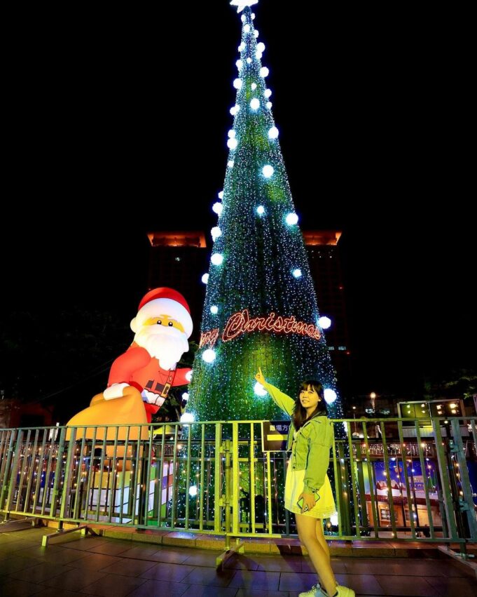 canva教學 2022新北耶誕城|迪士尼6大主題搶先看!光雕聖誕、燈光秀、演唱會、交通停車、周邊美食|11/11開放 canva教學 2022 2021新北耶誕城 竹筍聖誕樹 聖誕老人