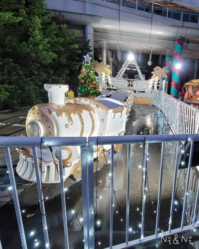 - 新北耶誕城 2021新北耶誕城|樂高光雕聖誕樹、耶誕城必拍亮點搶先看!演唱會卡司、交通停車、周邊美食|12/3正式開城! 2022 ▸台北景點, ▸旅遊情報, ▸聖誕、跨年、春節, 活動 2021新北耶誕城, 2021聖誕節, 交通, 交通管制, 新北景點, 新北耶誕, 新北耶誕城, 有趣市集, 板橋, 板橋美食, 耶誕城演唱會, 耶誕城美食板橋耶誕, 耶誕演唱會, 聖誕市集, 聖誕活動, 聖誕節 2022