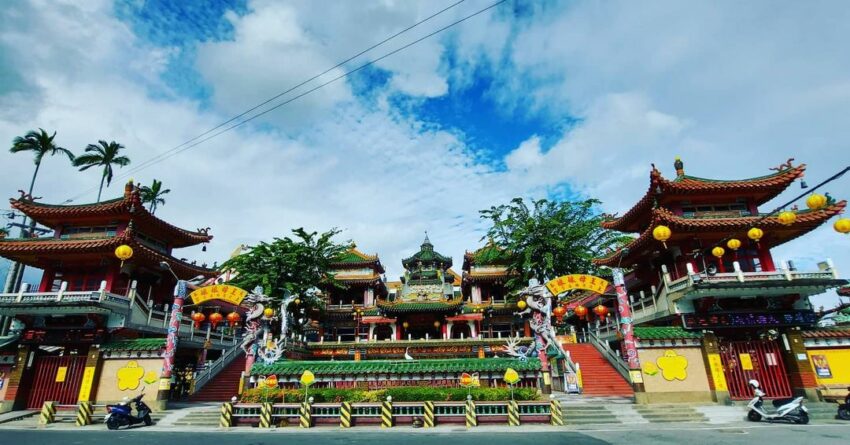 - 花蓮走春景點 花蓮走春景點|過年賞燈祈福去~9間花蓮靈驗廟宇推薦,太平洋燈會好虎氣 2022 2022花蓮走春 勝安宮 過年, 新年, 走春, 拜拜, 推薦, 花蓮燈會
