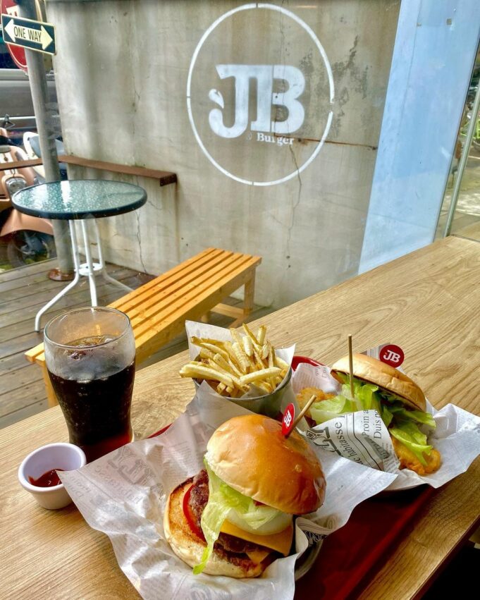 JB Burger