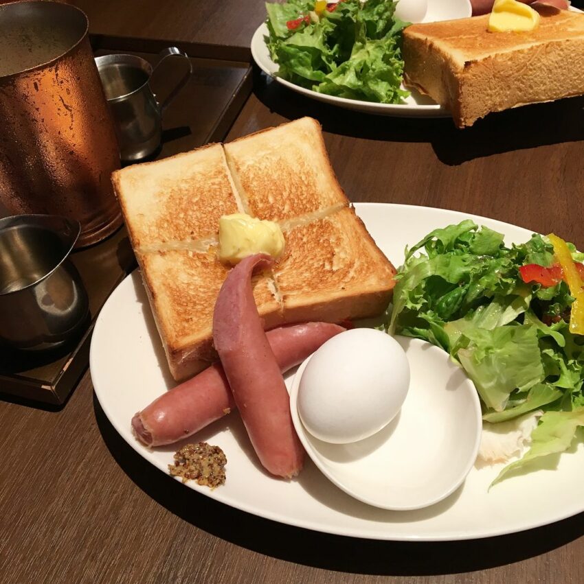 - 北車美食 台北車站美食|精選13間北車週邊美食餐廳,想買伴手禮也 OK! 2022 上島珈琲店