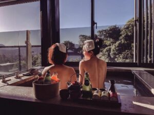 阿里山一日遊 阿里山一日遊 | 逛奮起湖老街、逐鹿部落餵鹿體驗、牛埔仔大草原拍美照打卡 好好玩台灣 2022 台北住宿 北投麗禧溫泉酒店
