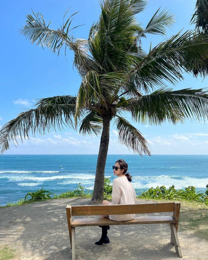 台東打卡咖啡廳 | #11海角咖啡,在這裡不只有無敵太平洋海景,還有超大的綠色草地,咖啡廳的背後則是秀麗綿延的海岸山脈 台東咖啡廳