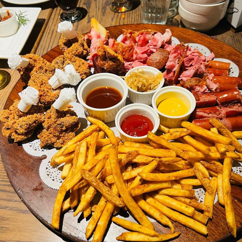 小叮噹 板橋美食推薦|板橋大遠百美食10選! 鼎泰豐、海底撈、Mega 50 Cafe等板橋餐廳美食一次看 小叮噹 2023 小叮噹 板橋美食推薦|板橋大遠百美食10選! 鼎泰豐、海底撈、Mega 50 Cafe等板橋餐廳美食一次看 3 2023