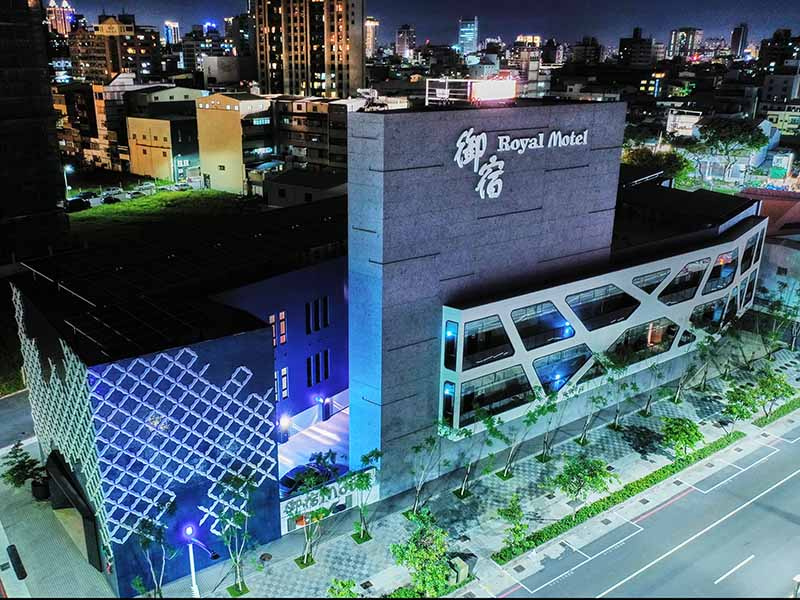 基隆住宿 2022高雄汽車旅館|推薦10家高雄汽車旅館Motel任你挑!浮誇泳池、KTV唱歌、異國風裝潢,不是只能休息住宿而已 基隆住宿 2022 高雄汽車旅館 御宿汽車旅館中華館