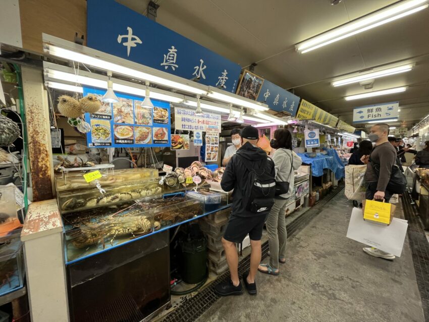 沖繩四天三夜怎麼玩？行程推薦、在地美食、必去景點、推薦套票跟著我們一起玩~