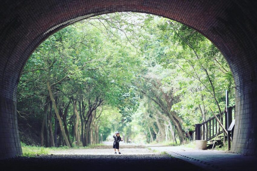 阿里山景點 【苗栗景點】苗栗一日遊推薦,最新90個必去熱門景點、私房景點、秘境景點、好玩行程路線都在這! 阿里山景點 2023 崎頂子母隧道苗栗景點, 苗栗, 苗栗一日遊, 竹南, 頭份, 苗栗親子景點, 三灣落羽松, 天空之城苗栗, 苗栗老街, 苗栗地圖, 苗栗天空之城, 向天湖, 苑裡景點, 苗栗景點2022, 通霄, 頭份景點, 竹南景點, 南庄景點, 苗栗採草莓, 通霄景點, 苗栗室內景點, 卓蘭景點, 苗栗鐵道自行車, 後龍好望角, 獅潭老街, 苗栗新景點, 苗栗夜景, 苗栗免費景點, 竹南運動公園, 南莊, 南庄美食, 苗栗南庄, 苗栗景觀餐廳, 苗栗卓也小屋, 苗栗公館, 苗栗秘境, 崎頂子母隧道, 後龍景點, 苗栗旅遊, 苗栗落羽松, 苗栗名產, 泰安景點, 苗栗好玩, 苗栗農場, 苗栗仙山, 苗栗舊山線鐵道自行車, 苗栗步道, 苗栗大湖, 苗栗景點地圖, 苗栗觀光工廠, 苗栗泰安, 苗栗親子, 苗栗花露農場, 苗栗南庄景點, 苗栗戶外景點, 苗栗綠意山莊, 苗栗南庄老街, 苗栗自然圈, 苗栗好望角, 頭份尚順, 苗栗苑裡, 南庄老街美食, 苗栗火炎山, 苗栗三義景點, 螢火蟲苗栗, 苗栗客家文化園區, 苗栗公園, 苗栗景點親子, 苑里, 苗栗海邊, 苗栗銅鑼, 苗栗尚順, 獅潭, 苗栗三義, 苗栗頭份, 苗栗山上景點, 苗栗大湖草莓, 苗栗縣地圖, 苗栗私房景點, 苗栗後龍, 苗栗市景點, 苗栗公館景點, 苗栗尚順育樂世界, 苗栗櫻花, 苗栗兩天一夜, 泰安老街, 苗栗勝興車站, 苗栗虎山, 苗栗莫內花園, 苗栗龍騰斷橋, 苗栗爬山, 苗栗三灣落羽松, 苗栗腳踏車, 苗栗特產, 苗栗油桐花, 苗栗親子餐廳, 苗栗海線景點, 苗栗香格里拉, 苗栗哈比丘, 苗栗薑麻園, 苗栗通霄, 卓蘭大峽谷, 苗栗一日遊推薦, 苗栗神仙谷, 三灣景點, 苗栗南莊老街, 勝興火車站, 苗栗卓蘭, 苗栗竹南, 苗栗美食景點, 苗栗銅鑼景點, 苗栗客家大院, 苗栗推薦景點, 苑里景點, 勝興老街, 苗栗九華山, 頭份後花園, 苗栗玩水, 苗栗親子公園, 苗栗登山步道, 苗栗自行車道, 苗栗火車站附近景點, 苗栗螢火蟲, 苗栗通霄景點, 苗栗落羽松秘境, 苗栗銅鑼美食, 苑裡老街, 苗栗旅遊景點, 苗栗協雲宮, 苗栗銅鑼杭菊, 苗栗牧場, 苗栗莊園, 苗栗漁港, 苗栗莫內秘密花園, 貓裏喵親子公園, 頭份老街, 苗栗特色館, 竹南公園, 通霄落日大道, 後龍鎮半天寮休閒文化園區好望角, 獅潭協雲宮, 苗栗縣三義鄉, 苗栗必去, 苗栗大湖景點, 苗栗泰安景點, 三灣落羽松2022現況, 苗栗向天湖, 苗栗格林奇幻森林, 南莊景點, 苗栗景點推薦, 苗栗山, 苗栗豆腐街, 苗栗百貨公司, 苗栗獅潭, 苗栗溜滑梯, 苗栗二日遊, 苗栗三灣, 新竹苗栗景點, 苗栗遊樂園, 苗栗好玩的地方, 苗栗自行車, 新竹苗栗一日遊, 好望角苗栗, 苗栗加里山, 苗栗橙香森林, 苗栗頭份景點, 苗栗海邊秘境, 苗栗西湖, 泰安豆腐街, 苗栗三義老街, 苗栗網美景點, 南莊美食, 苗栗騎腳踏車, 頭屋景點, 苗栗活動, 苗栗寵物景點, 苗栗桐花, 苗栗客家圓樓, 苗栗水庫, 苗栗獅頭山, 苗栗雅聞觀光工廠, 苗栗一日遊天空之城, 苑裡綠意山莊, 苗栗繡球花, 苗栗小百岳, 苗栗晚上景點, 苗栗桌也小屋, 苗栗杭菊, 苗栗採橘子, 苗栗福樂麵店, 苗栗斷橋, 苗栗哪裡好玩, 苗栗苑裡景點, 苗栗風景區, 苗栗後龍景點, 苗栗景點車站, 向天湖步道, 造橋景點, 苗栗卓蘭老街, 頭份品園, 苗栗避暑景點, 苑裡出水沙灘, 頭屋雅聞, 頭份運動公園, 苗栗景點莊園, 苗栗苑裡紫薇花園, 苗栗特色, 苗栗功維敘隧道, 勝興鐵道自行車, 獅潭景點, 苗栗空中腳踏車, 南庄老街必吃, 苗栗夜景餐廳, 苗栗拍照景點, 南庄老街附近景點, 苗栗天空步道, 苗栗縣景點, 三灣落羽松秘境, 苗栗山區景點, 三灣落羽松莊園, 南庄一日遊, 苗栗賞櫻, 苗栗登山, 苗栗地圖景點, 景點苗栗, 苗栗城堡, 苗栗樂園, 苗栗觀光景點, 苗栗故事館, 苗栗品園, 苗栗景點一日遊, 苗栗杭菊2022, 獅潭仙山, 苗栗景點天空之城, 竹南啤酒觀光工廠, 苗栗桂花巷, 苗栗好玩景點, 苗栗好去處, 苗栗客家文化館, 苗栗親子農場, 苗栗有什麼好玩的, 竹南海邊, 苗栗三灣景點, 竹南火車站附近景點, 苗栗三灣天空步道, 苗栗落羽松莊園, 苗栗diy, 苗栗水豚, 苗栗銅鑼莫內秘密花園, 苗栗一日遊景點, 苗栗大湖酒莊, 苗栗馬拉邦山, 苗栗天空之城門票, 苗栗金針花, 苗栗油桐花2022, 苑裡新景點, 苗栗鐵道, 苗栗頭屋, 苗栗日新島, 苗栗賞花, 苗栗舊山線, 苗栗客家文化園區介紹, 苗栗薰衣草森林, 苗栗客家, 苗栗櫻花景點, 苗栗野餐, 竹南假日之森, 苗栗竹林, 苗栗後龍好望角, 苗栗南庄美食, 苗栗水豚君, 苗栗老街推薦, 獅潭仙草花節, 苗栗火車一日遊, 苗栗景觀咖啡廳, 苗栗造橋, 苗栗玫瑰園, 苗栗老街有哪些, 南庄老街必買, 苗栗2天一夜, 苗栗三天兩夜, 苗栗烏嘎彥竹林, 苗栗室內親子景點, 苗栗竹南景點, 苗栗車站景點, 獅潭鄉, 苗栗雨天備案, 苗栗銅鑼燒, 後龍海邊, 苗栗公館老街, 泰安火車站附近景點, 苗栗虎山步道, 苗栗夜景泡腳, 通霄美食秘境, 苗栗行程, 苗栗新竹景點, 苗栗玩, 苗栗仙山步道, 泰安溫泉景點, 苗栗市區景點, 南庄私房景點, 苗栗一日遊不開車, 苗栗室內, 苗栗觀光, 苗栗橘子園, 苗栗採草莓一日遊, 苗栗古道, 苗栗玩水秘境, 苗栗華陶窯, 苗栗親子步道, 苗栗卓蘭景點, 苗栗苑裡綠意山莊, 竹南一日遊, 苗栗西湖景點, 苗栗好玩的, 苗栗雲海, 南庄老街交通, 苗栗特色公園, 苗栗天空之城菜單, 苗栗海洋觀光季, 苗栗自然景點, 苗栗景点, 苗栗大湖採草莓, 苗栗明德水庫, 苗栗花季, 苗栗半日遊, 苗栗雅聞, 苗栗動物農場, 苗栗大湖私房景點, 苗栗公館私房景點, 苗栗炮仗花, 苗栗花海, 苑裡景點美食, 苗栗泡腳, 卓蘭私密景點, 苗栗通霄海水浴場, 公館福樂麵店, 新竹苗栗, 苗栗瀑布, 竹南秘境, 苗栗溫泉蛋, 苗栗咖啡莊園, 苗栗走春, 頭份景點2022, 西湖老街, 薰衣草森林苗栗, 苗栗博物館, 苗栗縣大湖鄉, 苗栗休閒農場, 苗栗附近景點, 苗栗咖啡廳山上, 落羽松苗栗, 苗栗網美餐廳, 南庄景點地圖, 苗栗動物園, 好望角後龍, 苗栗的山, 苗栗森林步道, 泰安一日遊, 苗栗旅遊地圖, 苗栗紫藤花, 苗栗獅山親子公園, 苗栗必買特產, 南庄花卉節, 卓蘭一日遊, 苗栗步道秘境, 竹南頭份景點, 苗栗哈比屋, 苗栗龍鳳漁港, 苗栗山上, 苗栗彈珠汽水工廠, 苗栗免費景點2022, 三灣一日遊, 苗栗關刀山, 苗栗大湖薑麻園, 苗栗晚上, 苗栗山區, 苗栗柿餅, 南庄老街餐廳, 苗栗庭園餐廳, 苗栗薰衣草, 苗栗三義卓也小屋, 苗栗風景, 南庄景點美食, 苑裡私房景點, 竹南衝浪, 苗栗茶廠, 苗栗避暑, 苗栗花, 苑裡一日遊, 苗栗汶水老街, 南庄老街美食2022, 苗栗景點dcard, 苗栗山上秘境, 卓蘭景點美食, 採橘子苗栗, 苗栗頭份老街, 苗栗室內遊樂場, 苗栗幸福農場, 苗栗菊花, 泰安煮蛋, 苗栗海邊景點, 頭份免費景點, 苗栗獅潭老街, 客家文化館苗栗, 苗栗百貨, 苗栗雪霸國家公園, 苗栗兩日遊, 苗栗古蹟, 苗栗步道推薦, 苗栗市內景點, 苗栗沙灘, 苗栗海線, 苗栗漫步雲端, 苗栗育樂世界, 苗栗火車站景點, 苗栗台中親子景點, 苗栗橘子, 苗栗頭屋景點, 苗栗新中橫, 竹南啤酒廠附近景點,