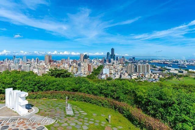 高雄景點一日遊 壽山情人觀景台