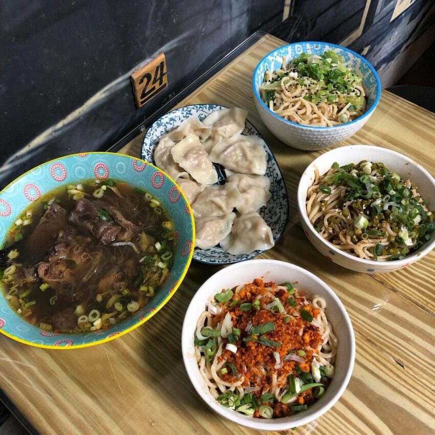 youtube下載 2023宜蘭美食|推薦必吃140家在地美食《宜蘭美食集合》美食餐廳,在地小吃、櫻桃鴨、名產、咖啡廳下午茶(礁溪、頭城、蘇澳、羅東、蘇澳) youtube下載 2023 宜蘭美食 老眷村牛肉麵館