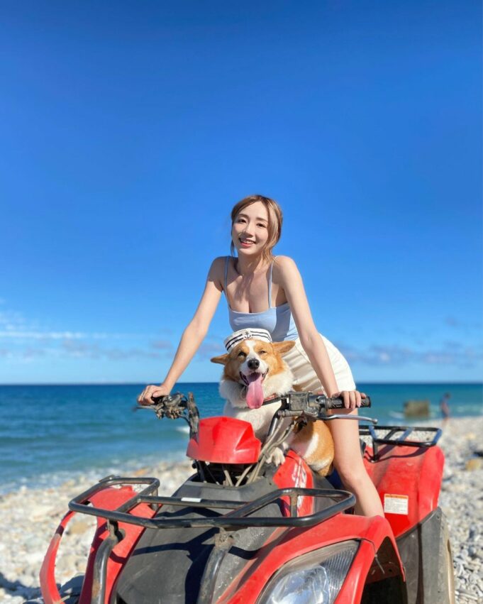 暑假旅遊景點 海邊玩沙灘車
