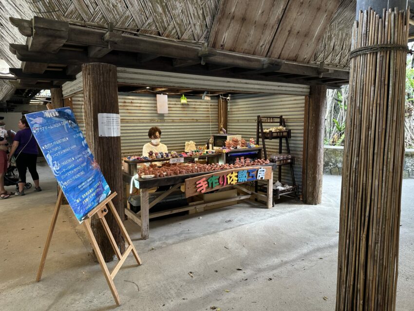 沖繩「琉球村」一日遊，體驗琉球文化，穿上琉服探訪琉球王國全攻略