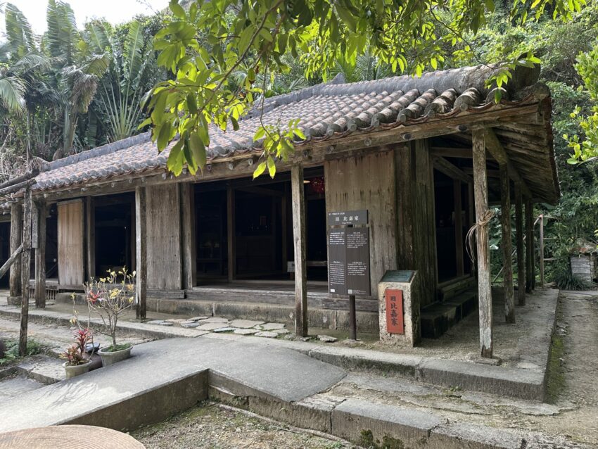 沖繩「琉球村」一日遊，體驗琉球文化，穿上琉服探訪琉球王國全攻略
